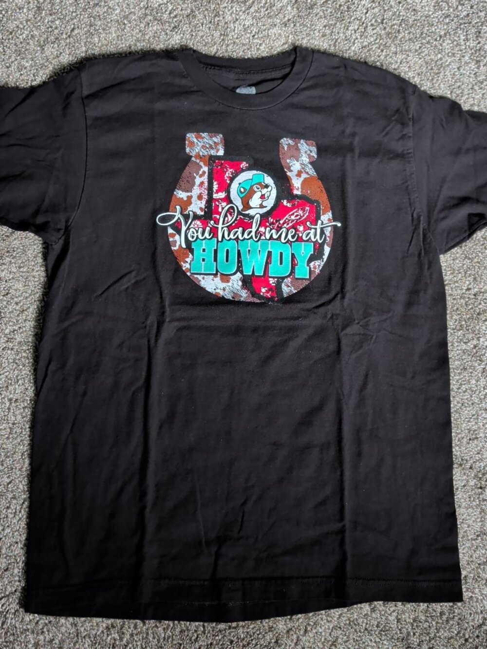 Buc-ee's "You had me at Howdy" Black Size Large Short Sleeve Horseshoe Tee